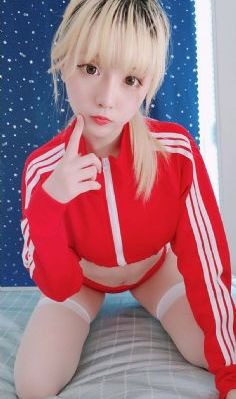 武林美妇与义子禁脔