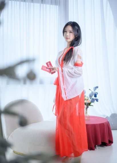女老板上司出差bd在线播