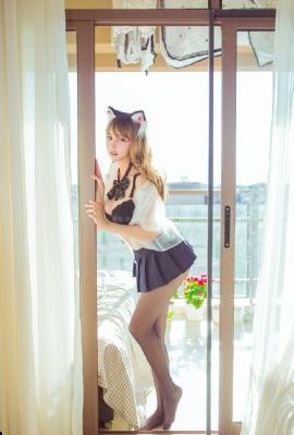 在丈面前被多人侵犯